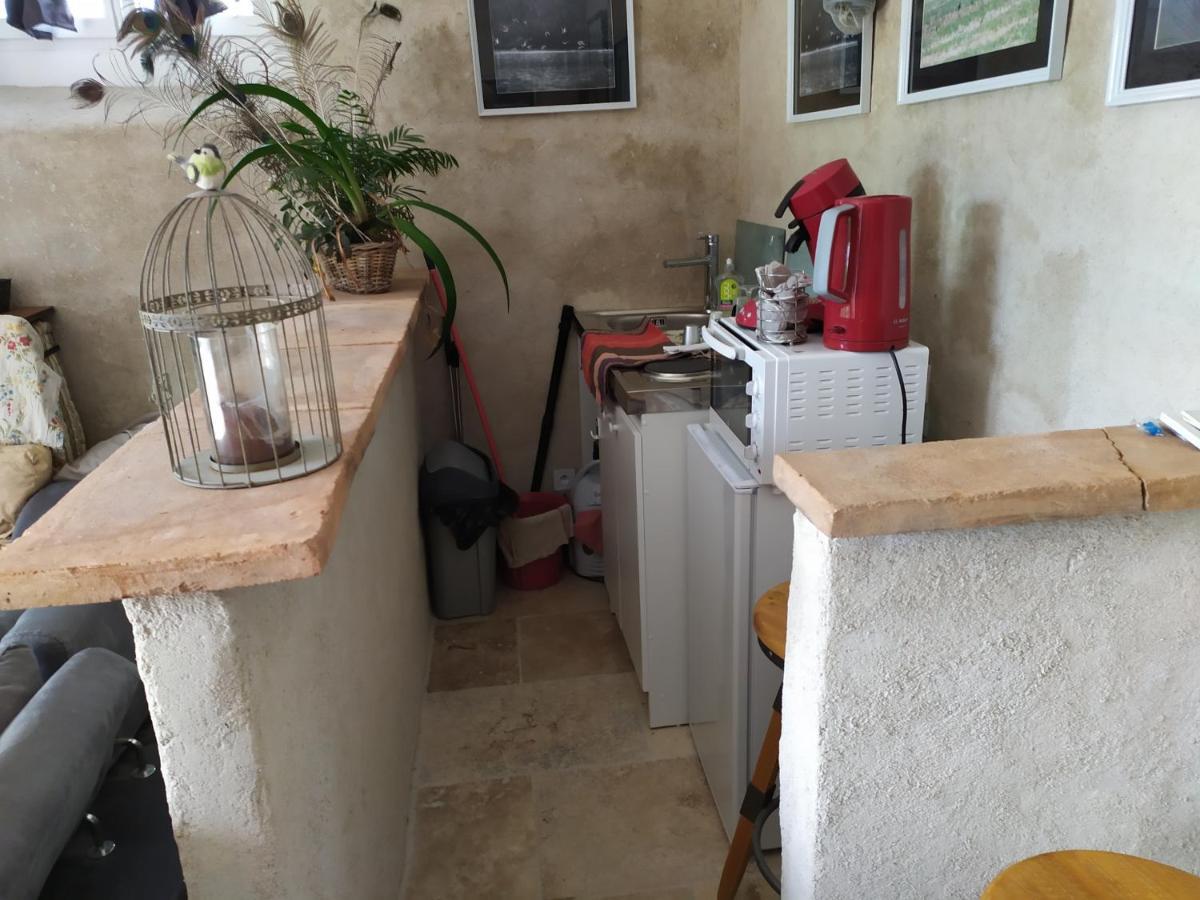 Bed and Breakfast Petit Saint Hubert 1 A 4 Personnes Velles  Exterior foto