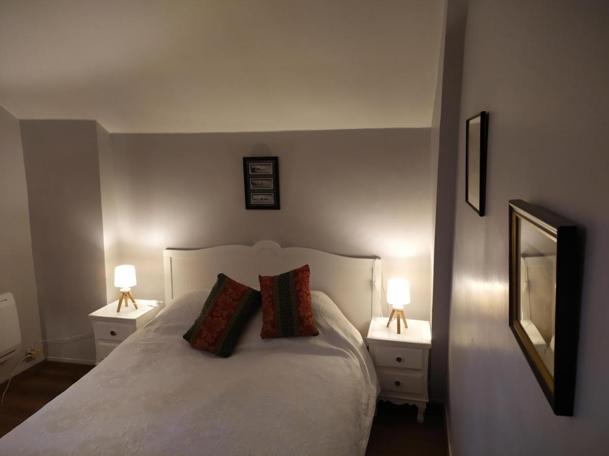 Bed and Breakfast Petit Saint Hubert 1 A 4 Personnes Velles  Exterior foto